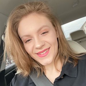 Meet your Posher, Mya